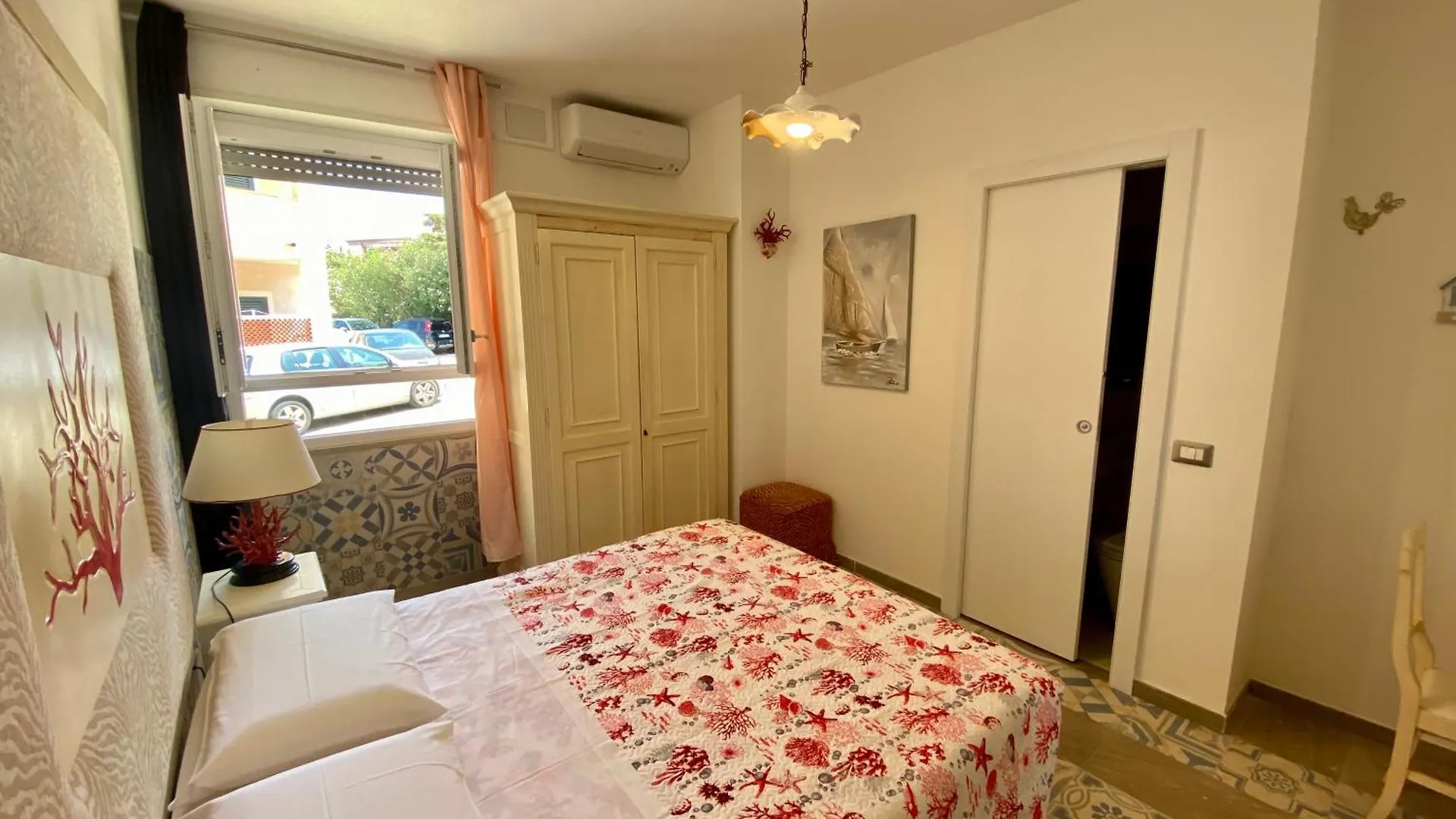 Casetta Al Mare Isola Rossa Bed & Breakfast
